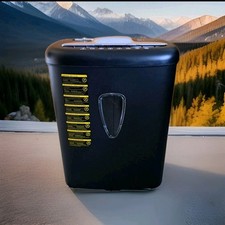 Aktenvernichter Amazon Basic 8